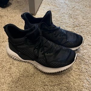 Adidas Alphaboost